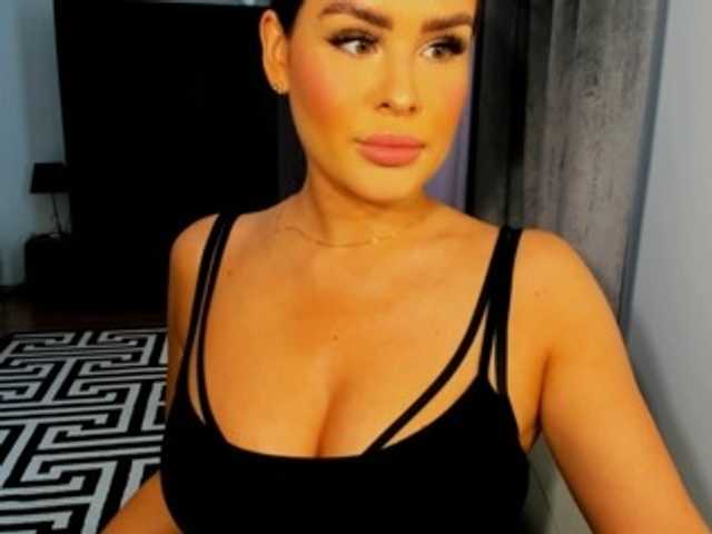 Broadcast screenshots GreatBoobella