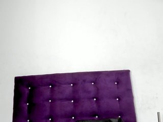 Erotic video chat yourwife-anna