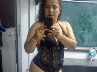 Erotic video chat ZahoMilf