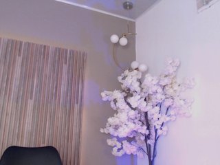 Erotic video chat Zaira-Lux
