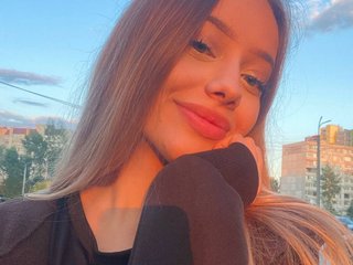 Erotic video chat ZinaSantulli