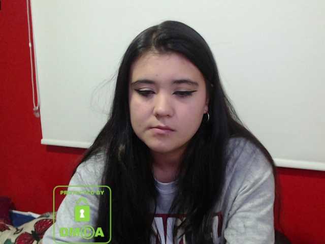 Broadcast screenshots zoe04