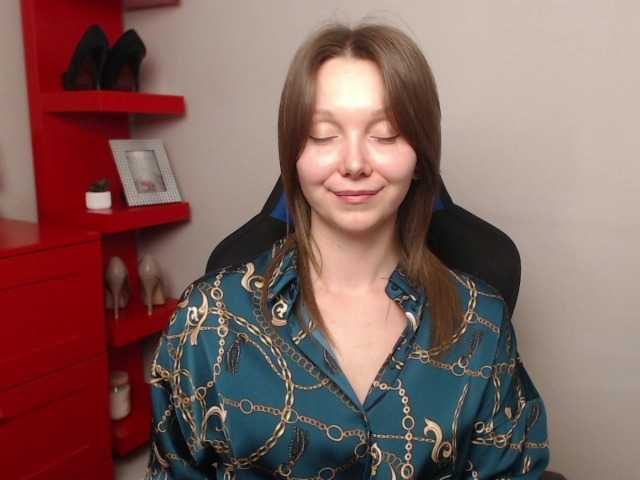 Broadcast screenshots zoeBABY