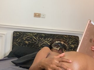 Erotic video chat Zola_Nooryi