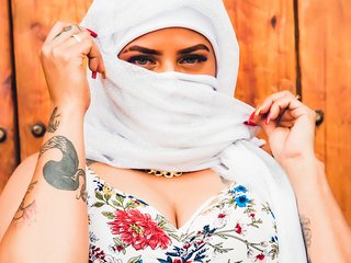 Erotic video chat zully-arabb