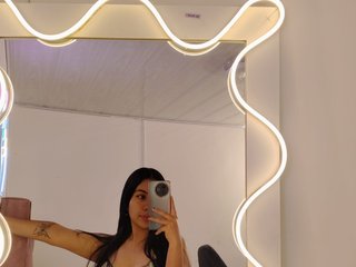 Erotic video chat ZURY-TAY